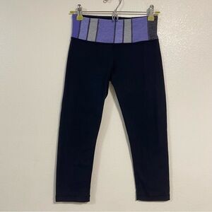 Lululemon Leggings Women’s Size 4 Black Reversible Wunder Under Capri Leggings